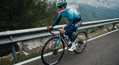 Harold Martín López, corredor ecuatoriano que forma parte del equipo Astana.