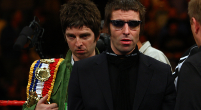 Noel and Liam Gallagher fotografiados en el año 2008.