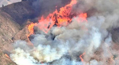 Todo lo que se sabe sobre el gran incendio que consume Quilanga en Loja