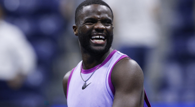 El tenista estadounidense Frances Tiafoe festeja su triunfo en el US Open, el martes 3 de septiembre de 2024.