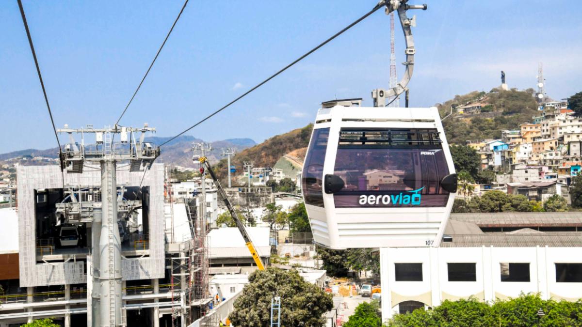 Aerovía en Guayaquil responde ante video sexual grabado en una de las  cabinas