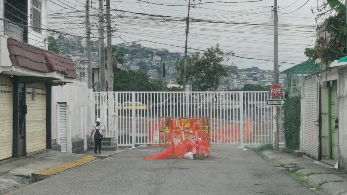 Guayaquil: Ordenanza de portones prevé multas de hasta USD 2.300