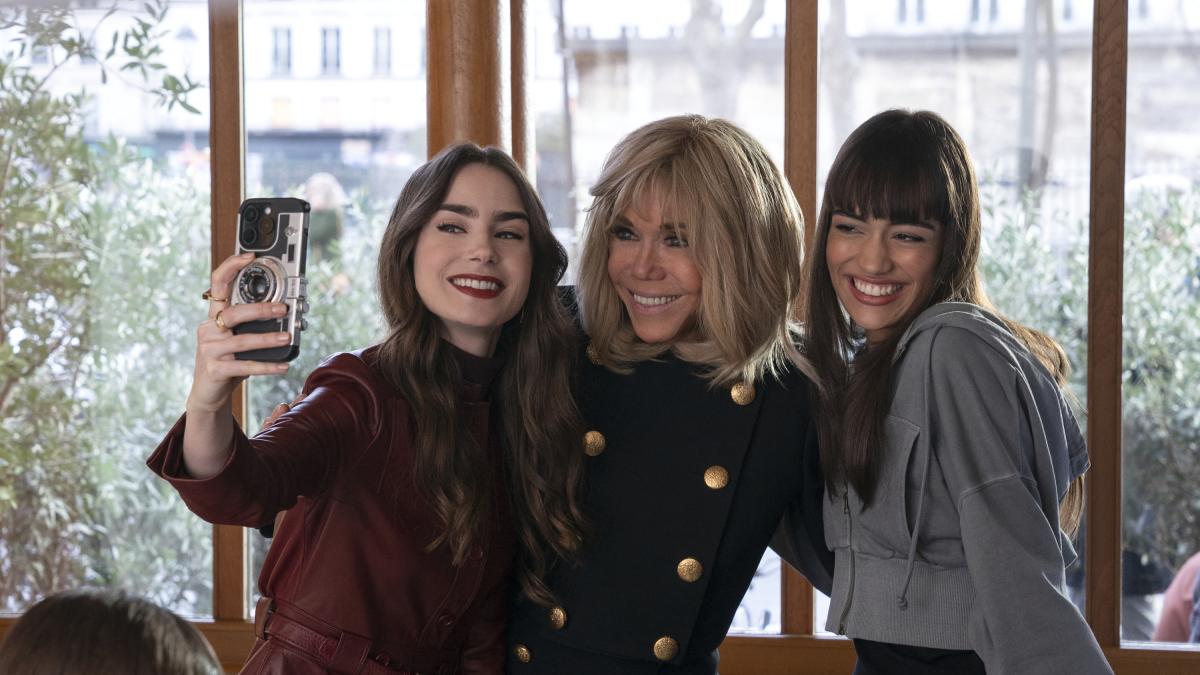 Emily en París': se estrenan nuevos capítulos, con cameo de la primera dama de Francia Brigitte Macron