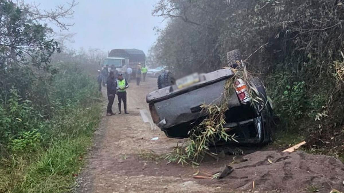 Una persona murió tras el volcamiento de un vehículo en la Mitad del ...
