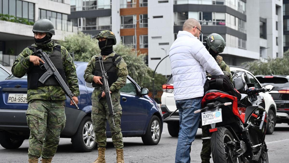 ¿Qué pasará con el toque de queda y el feriado del 1 de mayo en Ecuador?